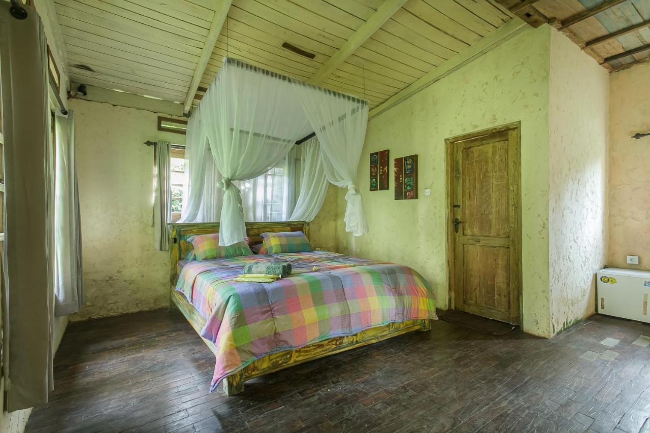 Tepi Sawah Lodge & Retreat Jatiluwih Exterior photo