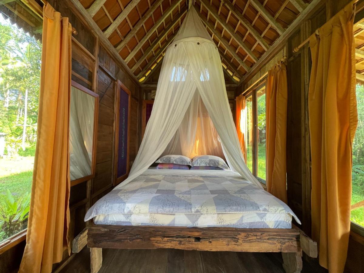 Tepi Sawah Lodge & Retreat Jatiluwih Exterior photo